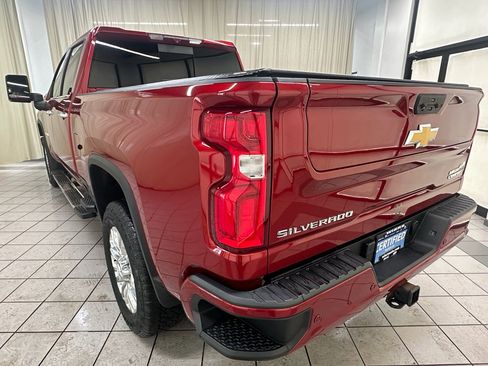 Certified 2022 Chevrolet Silverado 2500 High Country w/ Safety Package II image 11
