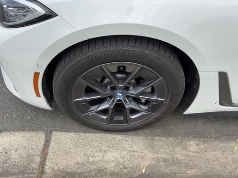 Used 2023 BMW i4 eDrive35 RWD image 35