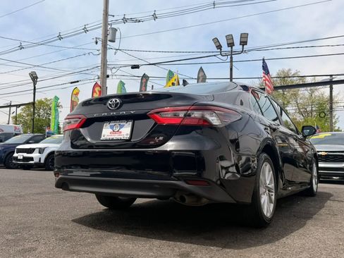 Used 2024 Toyota Camry LE FWD image 9