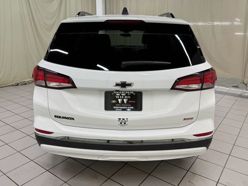 Certified 2022 Chevrolet Equinox RS FWD image 6
