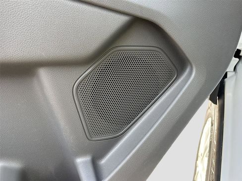 Used 2023 Ford Transit 350 XLT image 19