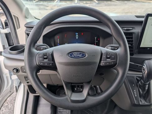 New 2026 Ford Transit 250 148 Medium Roof w/ Load Area Protection Package RWD image 19