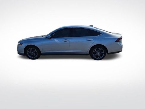 Certified 2023 Honda Accord EX image 4