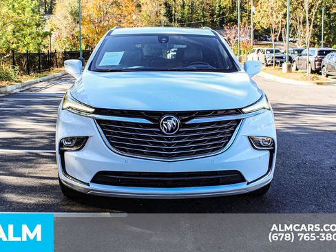 Used 2024 Buick Enclave Premium image 10