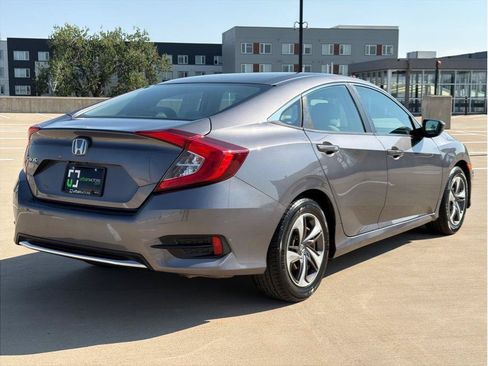 Used 2019 Honda Civic LX image 8
