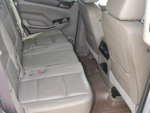 Used 2017 GMC Yukon SLT RWD image 33