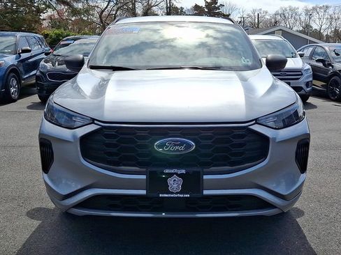 Used 2023 Ford Escape ST-Line image 2