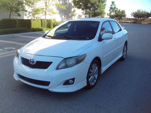 Used 2009 Toyota Corolla S FWD image 6