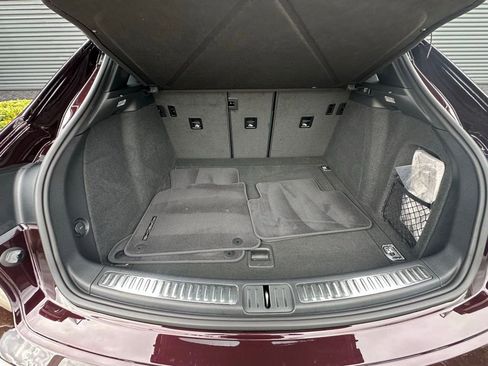 Certified 2026 Porsche Macan S AWD/4WD image 40