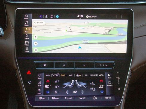 Used 2024 Maserati Grecale GT AWD/4WD image 17
