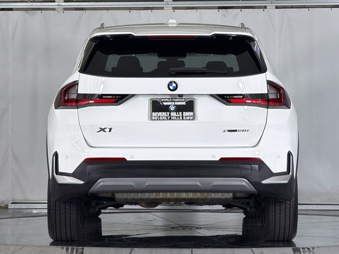 Used 2023 BMW X1 xDrive28i w/ Convenience Package AWD/4WD image 10