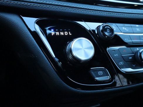 New 2026 Chrysler Pacifica Select FWD image 8
