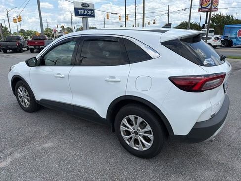 Certified 2024 Ford Escape Active FWD image 5