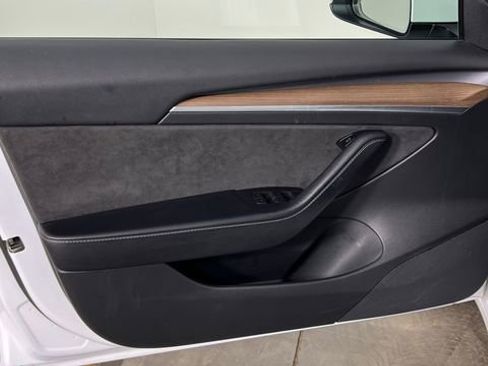 Used 2022 Tesla Model 3 Long Range image 15