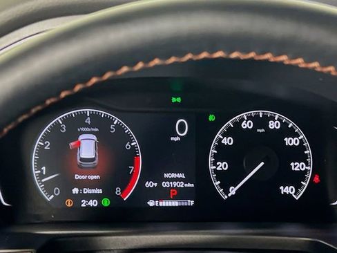 Used 2025 Honda Pilot TrailSport image 12