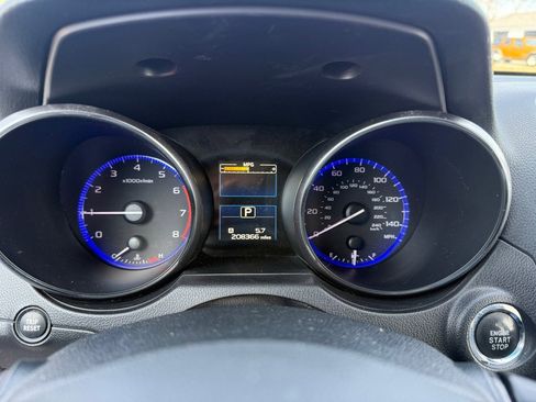 Used 2015 Subaru Outback 2.5i Limited image 12