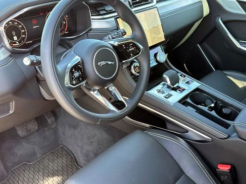 New 2025 Jaguar F-PACE R-Dynamic S image 29