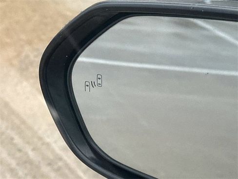 Used 2024 Toyota Camry SE w/ Cold Weather Package image 17