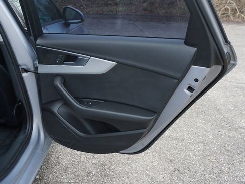 Used 2017 Audi A4 2.0T Premium image 24