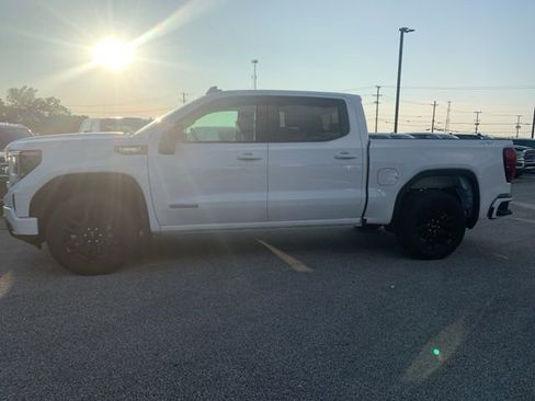 New 2026 GMC Sierra 1500 Elevation image 7