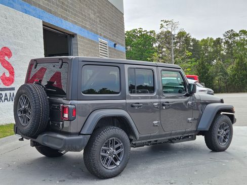 New 2026 Jeep Wrangler Unlimited Sport AWD/4WD image 7