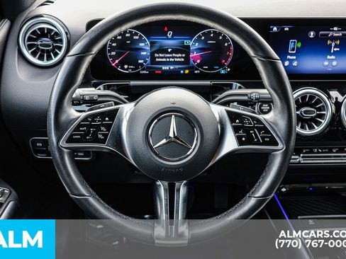 Used 2025 Mercedes-Benz GLA 250 4MATIC image 33
