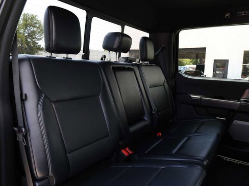 Used 2025 Ford F150 Lariat w/ Equipment Group 501A Mid AWD/4WD image 40