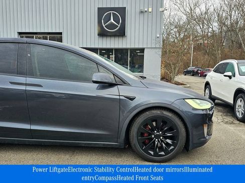 Used 2018 Tesla Model X 75D image 3