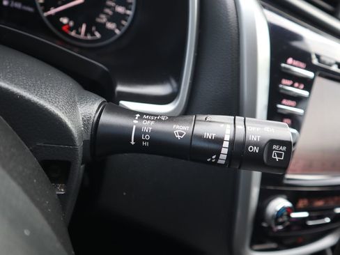 Used 2021 Nissan Murano SL w/ SL Moonroof Package image 22