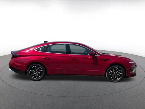 Used 2025 Hyundai Sonata SEL image 16