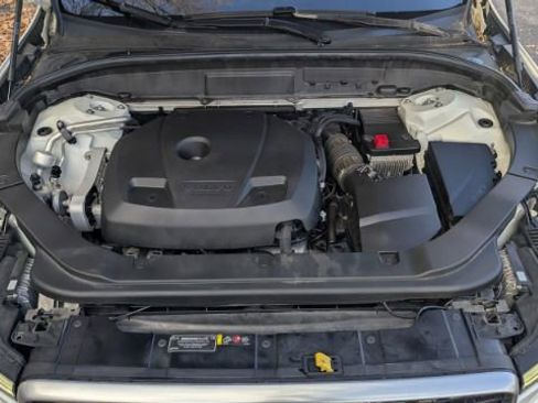 Used 2018 Volvo XC60 T6 R-Design w/ Convenience Package image 43