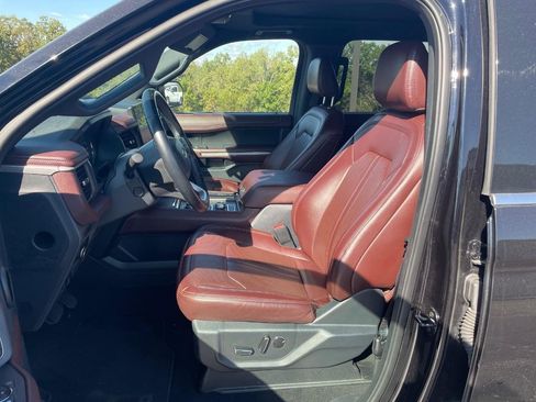 Used 2024 Ford Expedition Max Limited image 38