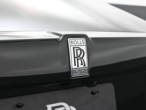 New 2027 Rolls-Royce Phantom Extended Wheelbase RWD image 14