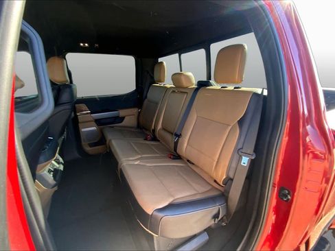 Certified 2025 Ford F450 Lariat w/ Lariat Ultimate Package AWD/4WD image 21