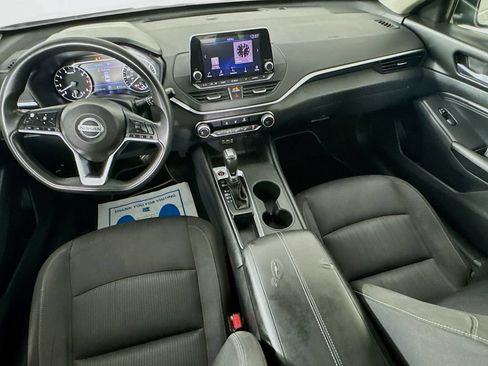 Used 2020 Nissan Altima 2.5 S FWD image 25