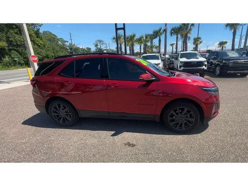 Used 2024 Chevrolet Equinox RS FWD image 9