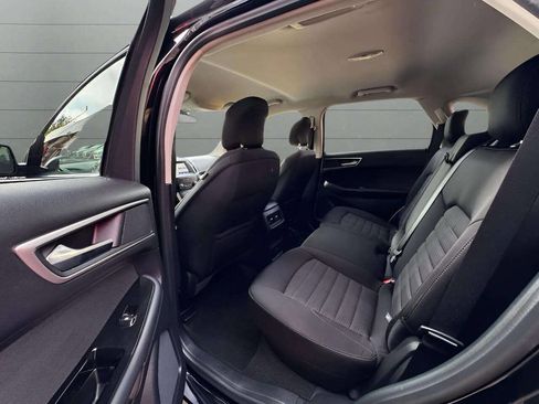 Used 2019 Ford Edge SEL image 10