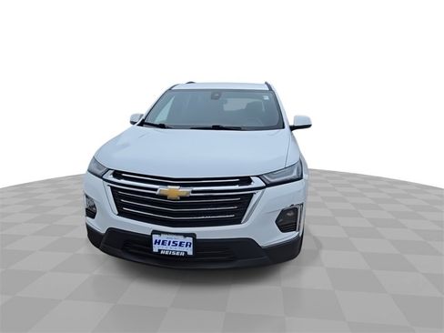 Certified 2022 Chevrolet Traverse LT image 3