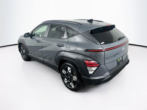 Used 2025 Hyundai Kona SEL FWD image 5