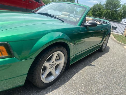 Used 1999 Ford Mustang Cobra RWD image 23