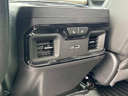 New 2026 GMC Sierra 1500 AT4 w/ AT4 Premium Package AWD/4WD image 15