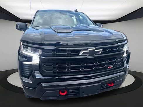 Used 2024 Chevrolet Silverado 1500 LT Trail Boss w/ LT Trail Boss Premium Package image 12