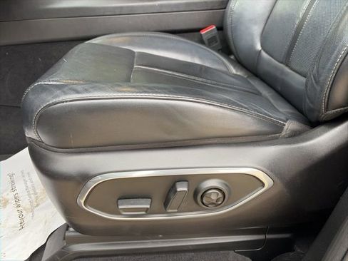 Used 2022 Jeep Wagoneer Series I w/ Premium Group I image 10