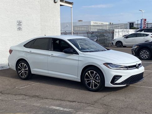 New 2025 Volkswagen Jetta Sport image 2