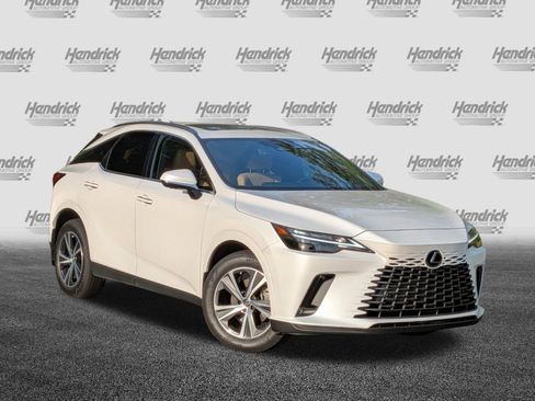 Used 2025 Lexus RX 350 Premium image 2