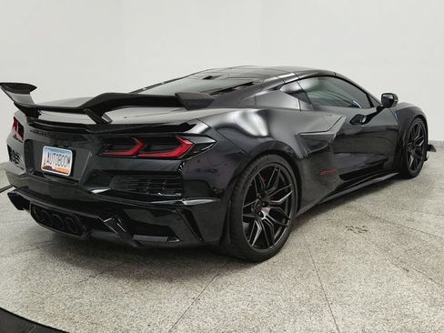 Used 2024 Chevrolet Corvette Z06 w/ Stealth Interior Trim Package RWD image 5