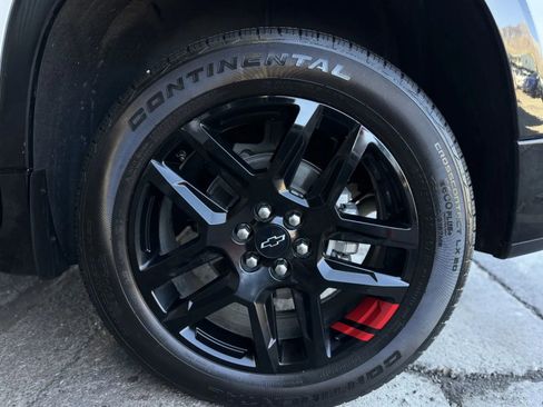 Used 2023 Chevrolet Traverse Premier w/ Redline Edition image 50