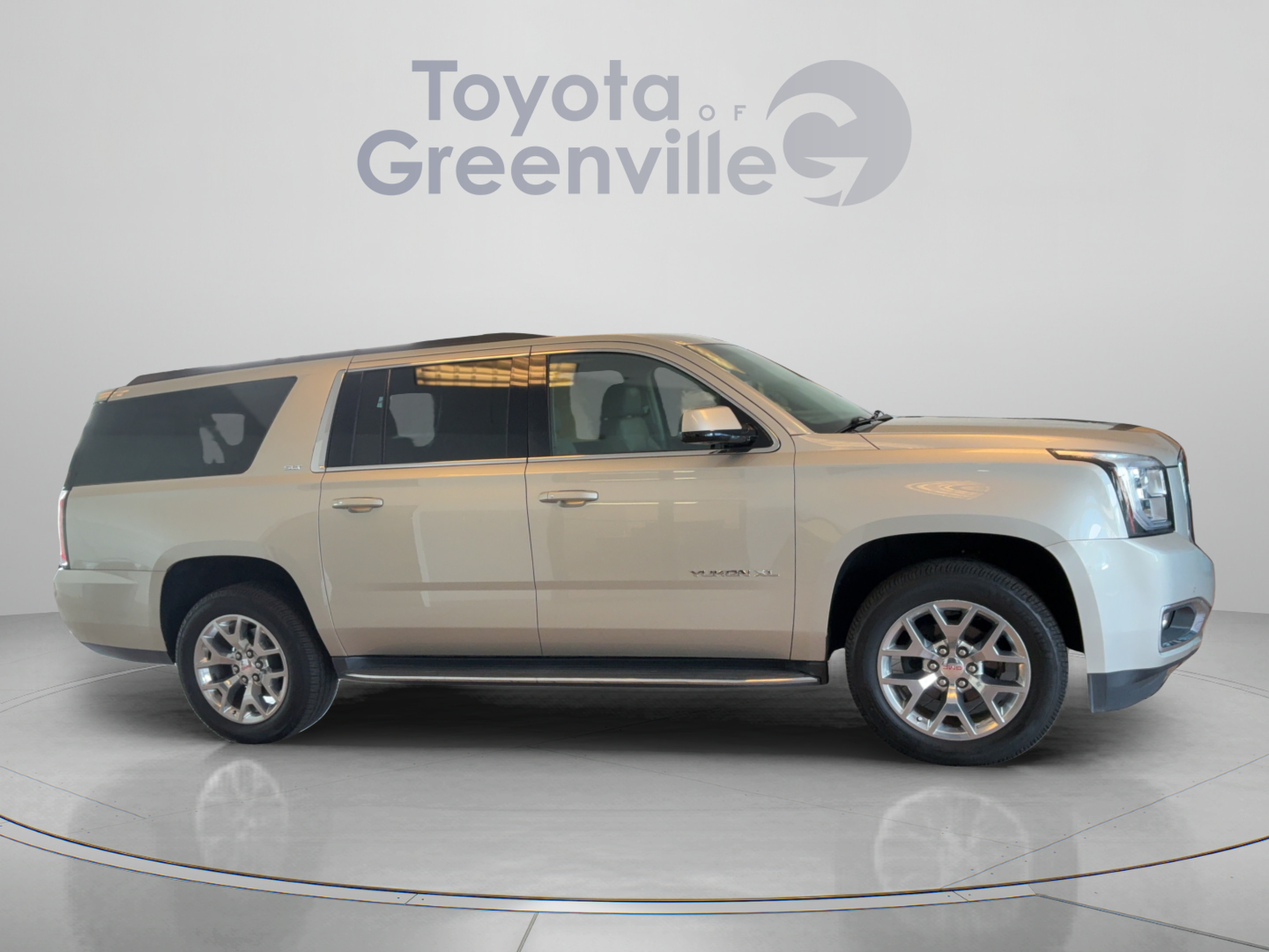 Used 2015 GMC Yukon XL SLT w/ HD Trailering Package RWD image 7