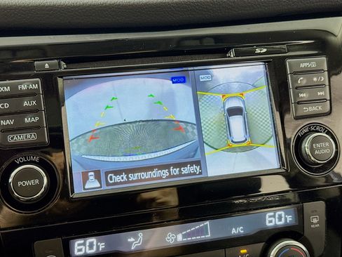 Used 2016 Nissan Rogue SL w/ SL Premium Package AWD/4WD image 3