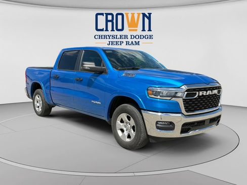 Used 2025 RAM 1500 Big Horn AWD/4WD image 1